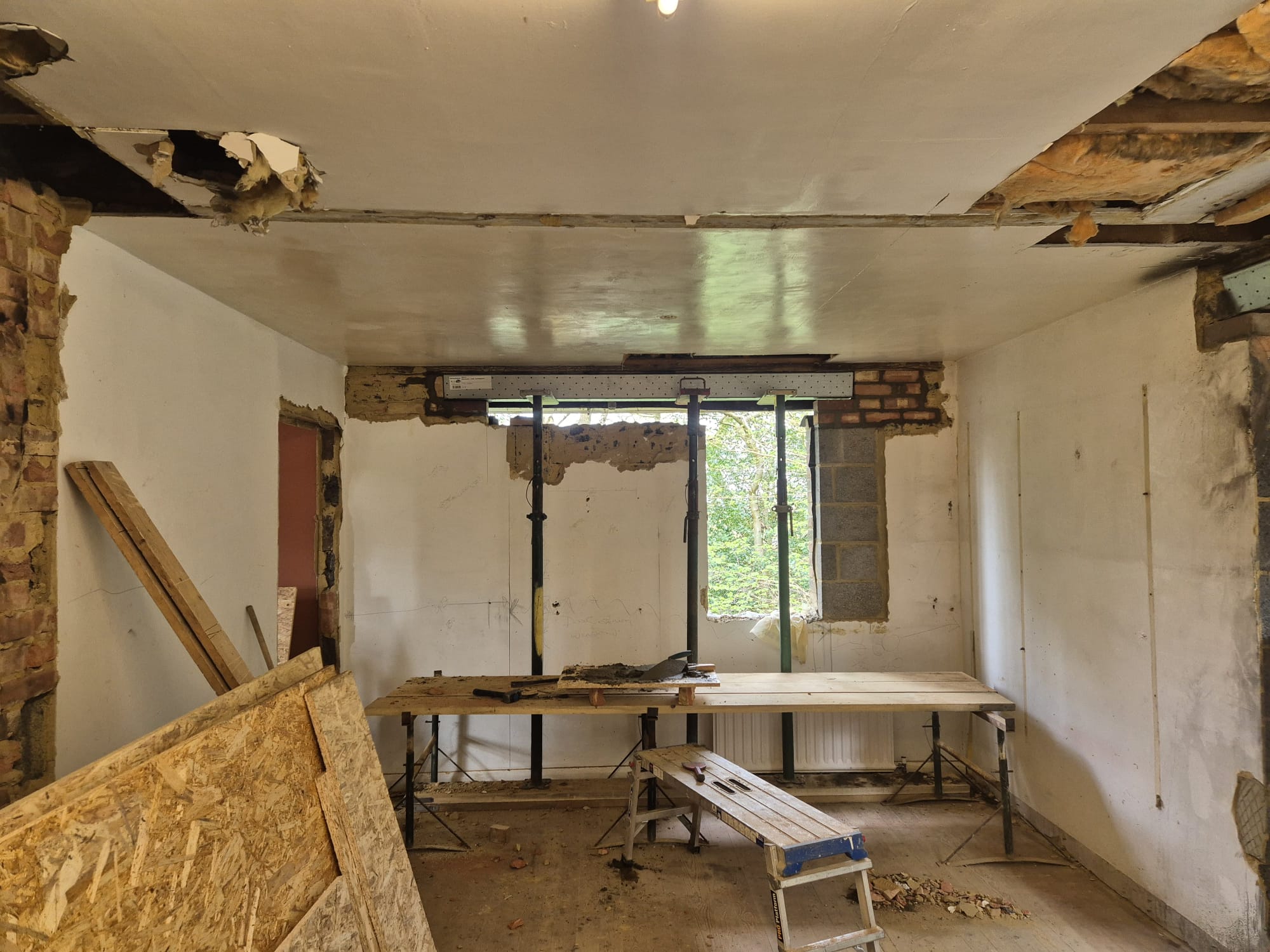 Roof support and catnic lintel installation in Surrey and Hampshire
