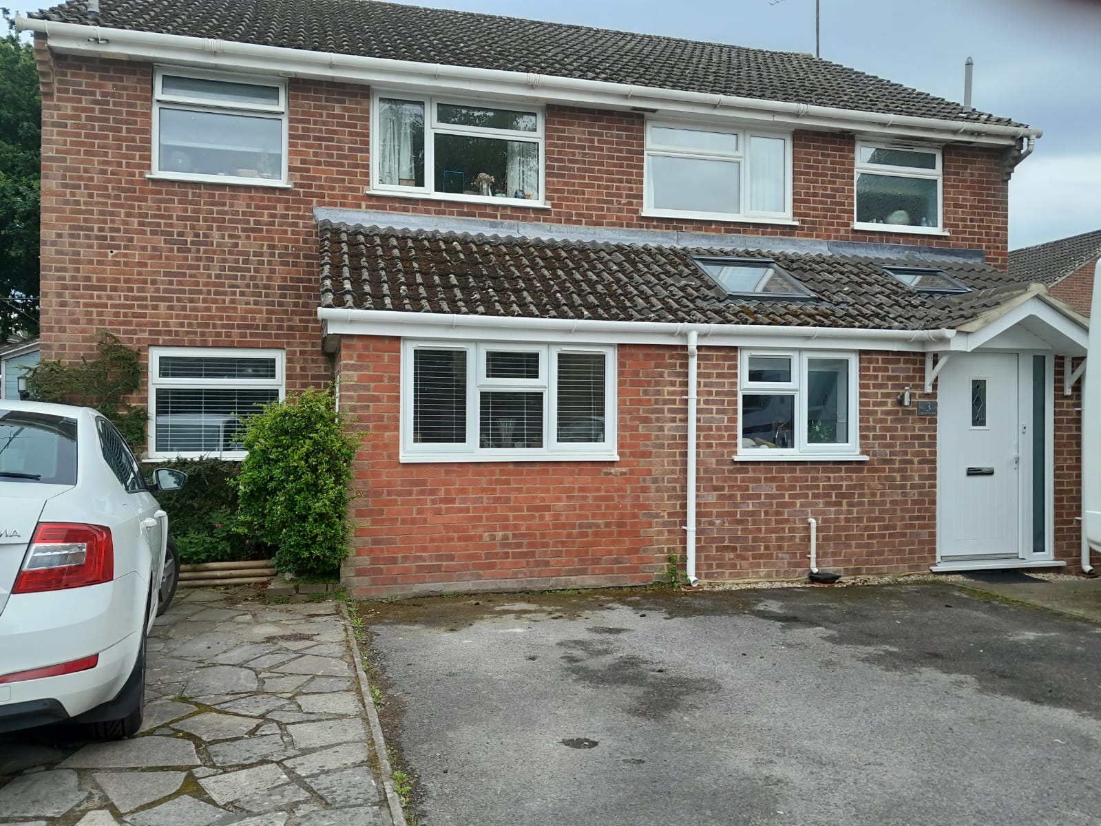House and Domestic Extensions builders Surrey and Hampshire